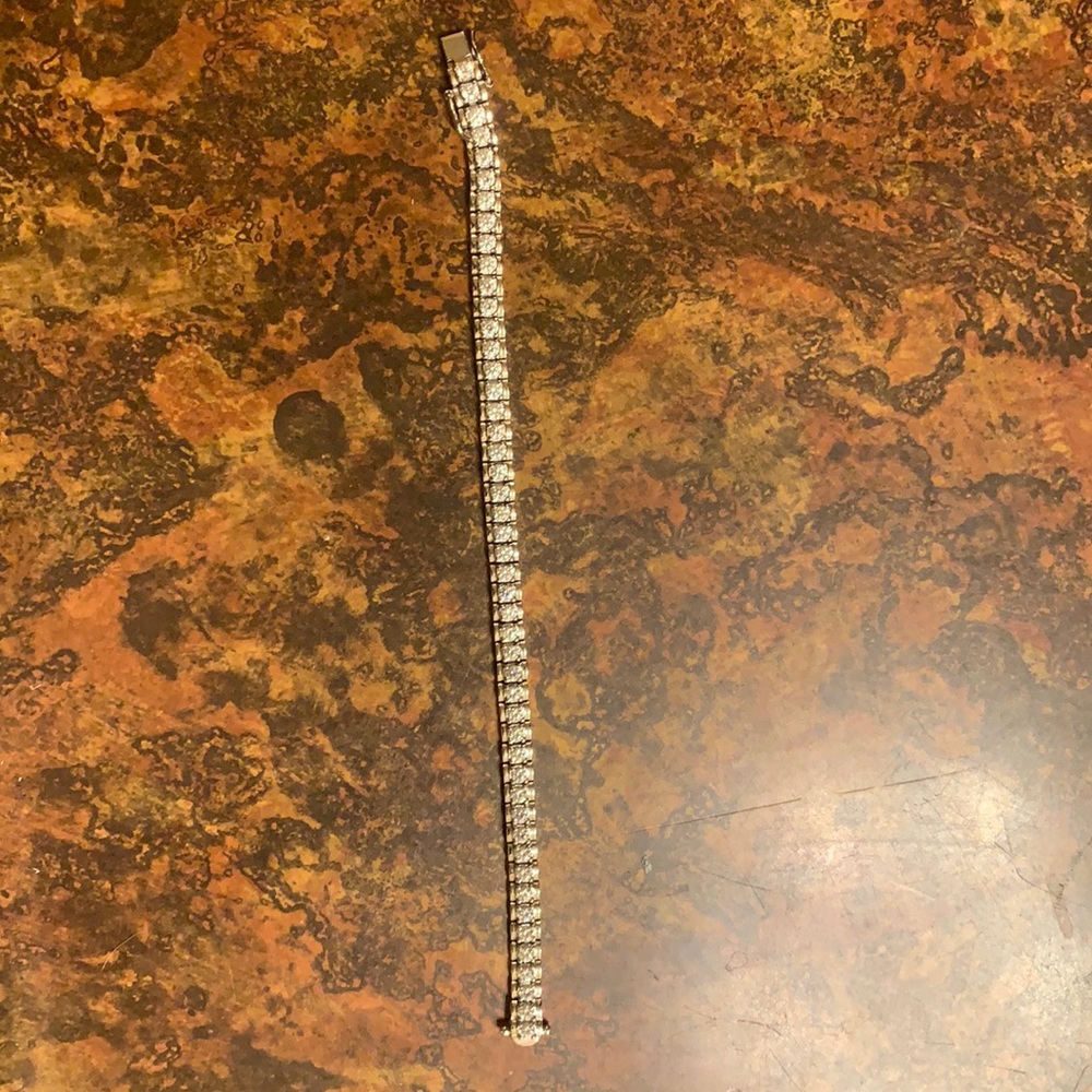 NWOT Sterling Silver Epiphany 7 in tennis bracelet